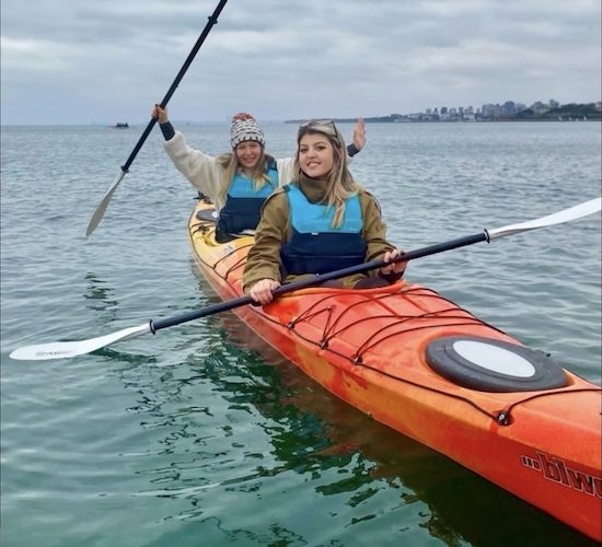 İstanbul'da kano eğitimi — can yeleği ile güvenli kano deneyimi, Suadiye Kürek ve Kano Spor Kulübü