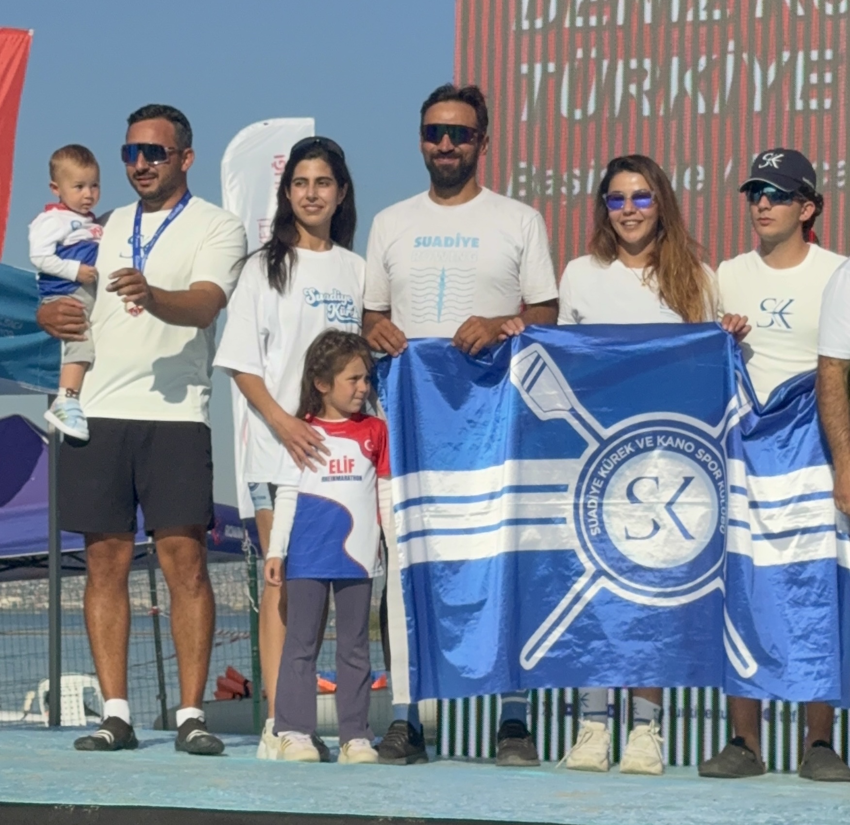 Master Mix 4X Türkiye ikincisi Suadiye Kürek ekibi