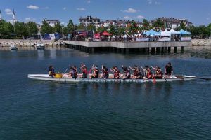 Kadıköy kurumsal etkinlikler için Dragon Bot yarışları ve kürek eğitimleri